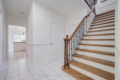 5 Captain Francis Drive • Markham, ON photo 4