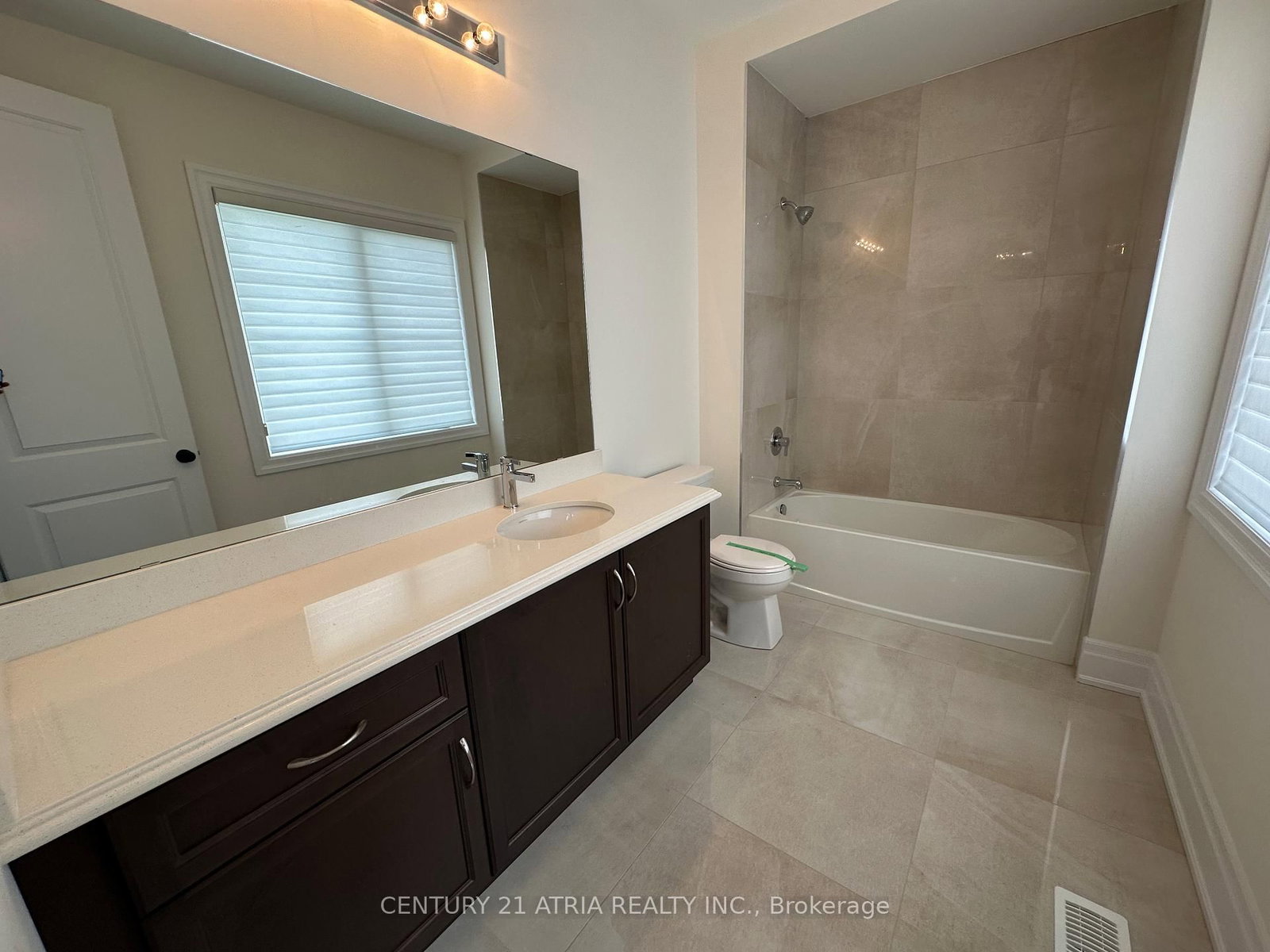 19 Mumberson Street • Innisfil, ON photo 32