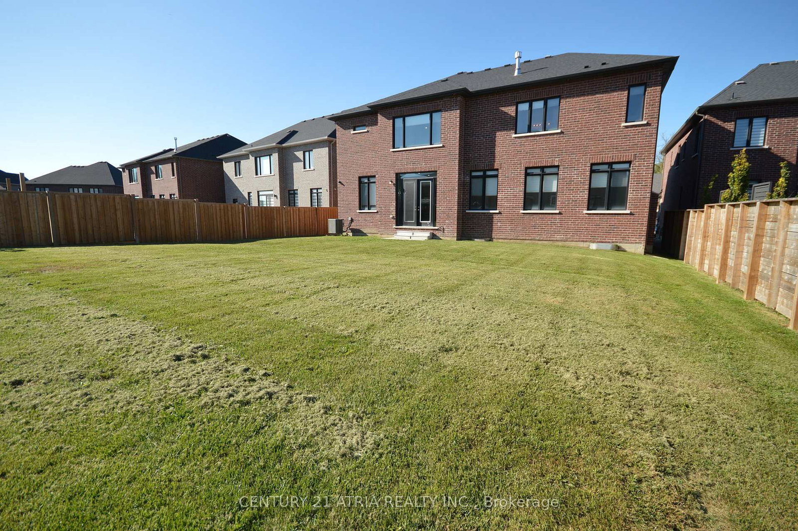 19 Mumberson Street • Innisfil, ON photo 34