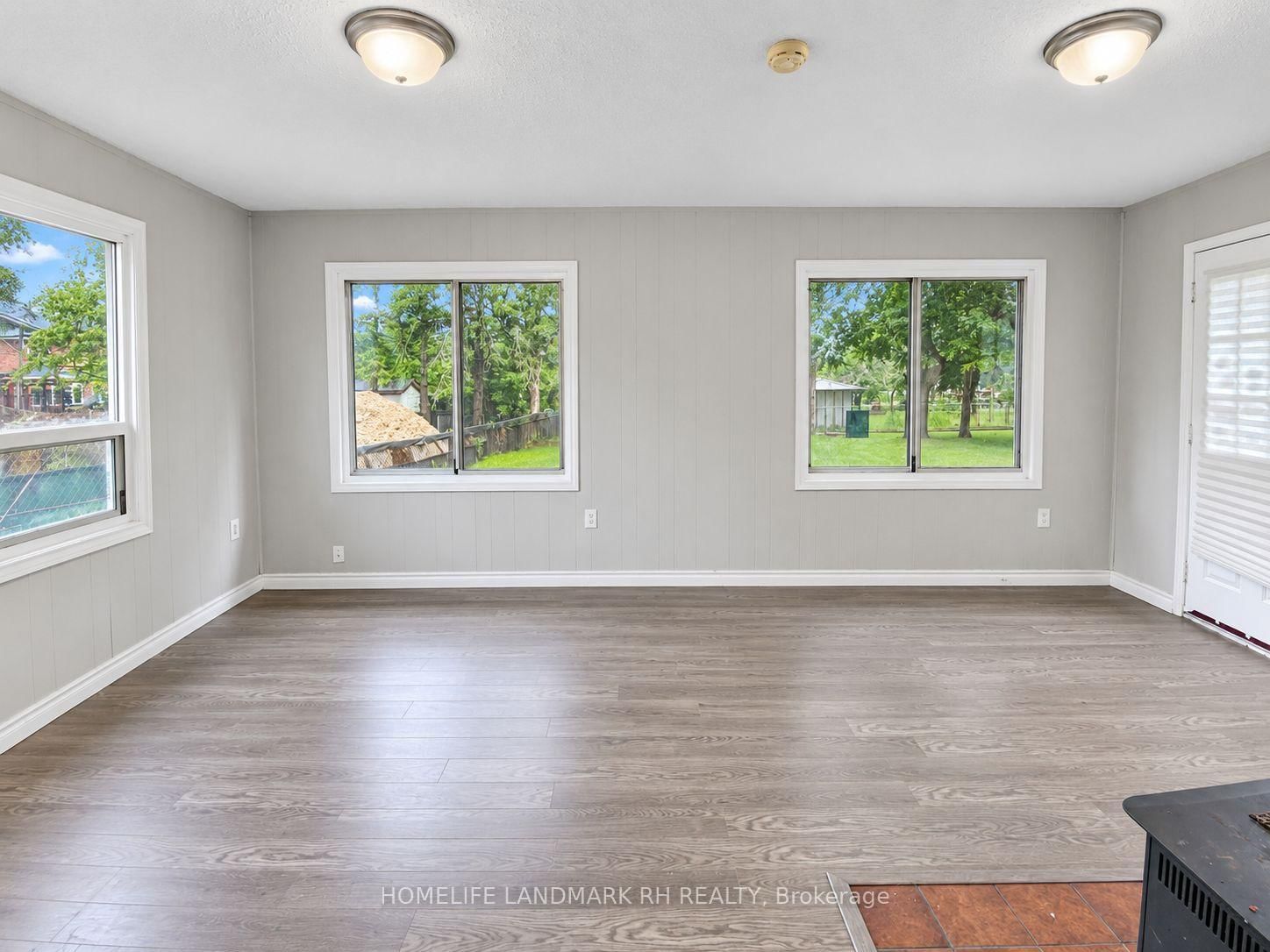 114 Hollingsworth Drive • King, ON photo 14
