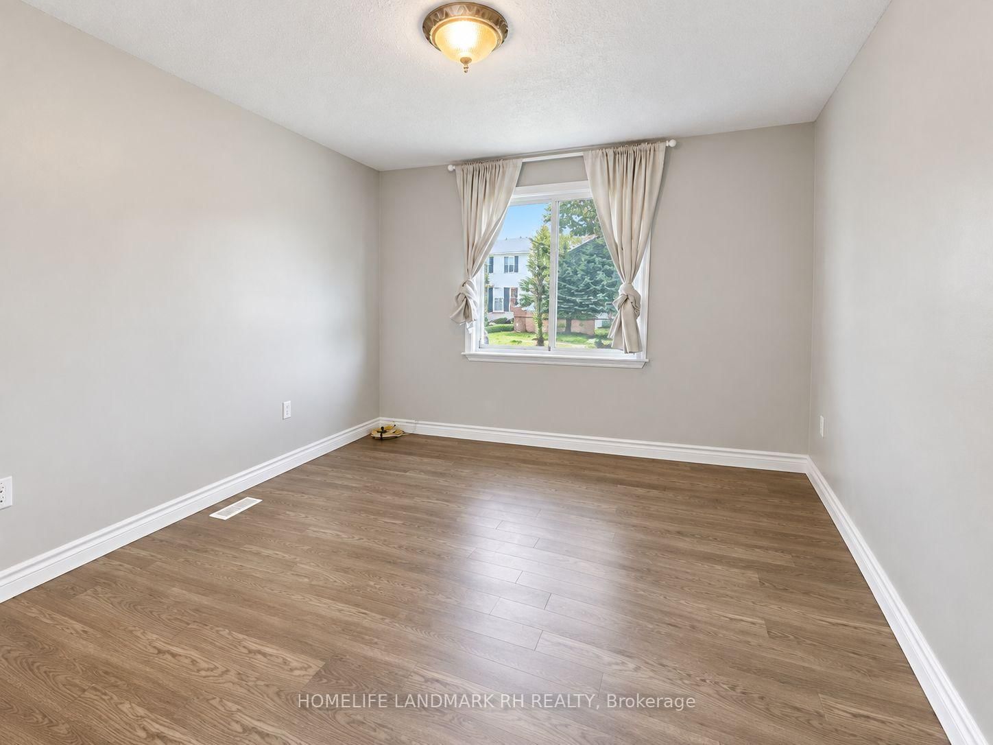114 Hollingsworth Drive • King, ON photo 18