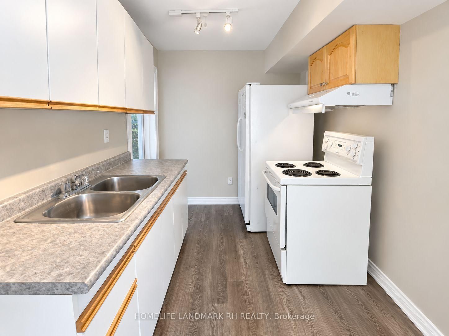 114 Hollingsworth Drive • King, ON photo 21