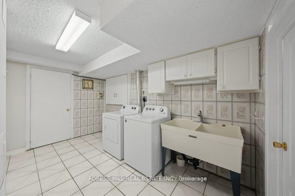 Bsmt-46 Gianmarco Way, Vaughan, view 11