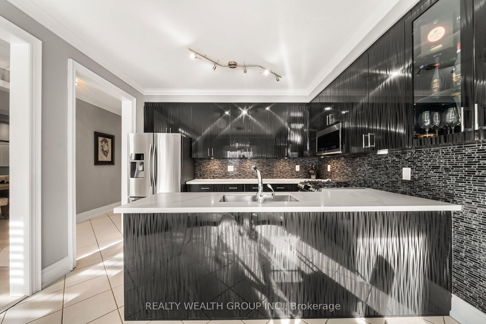 185 Regency View Heights • Vaughan, ON photo 19