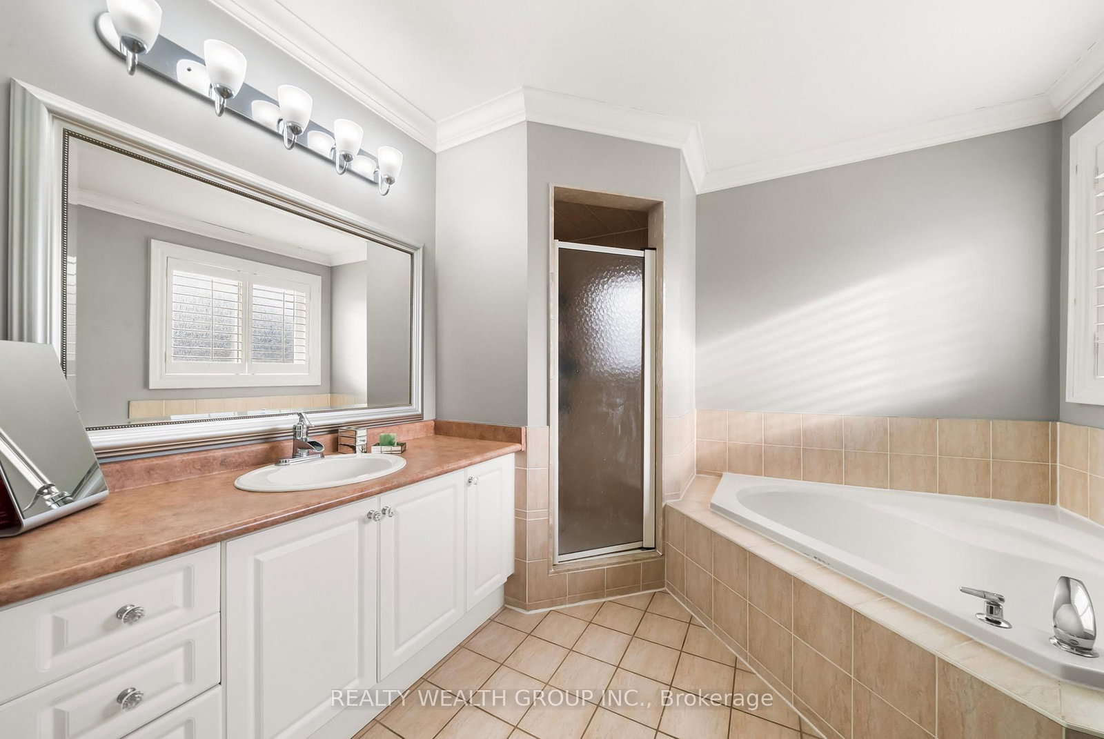 185 Regency View Heights • Vaughan, ON photo 39