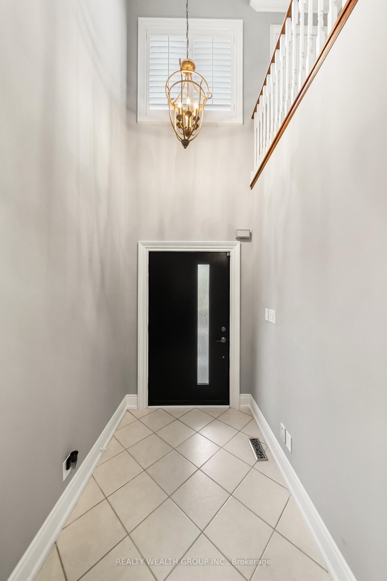 185 Regency View Heights • Vaughan, ON photo 5