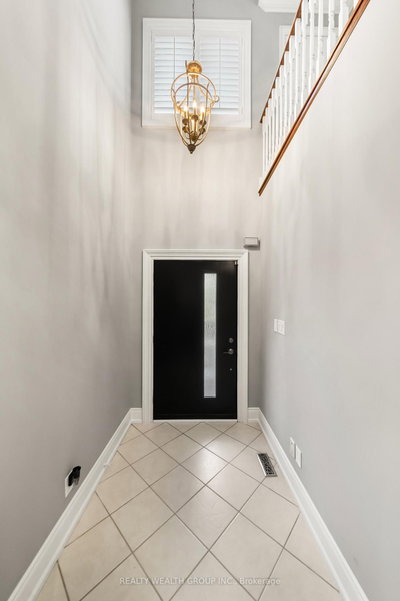185 Regency View Heights • Vaughan, ON photo 5