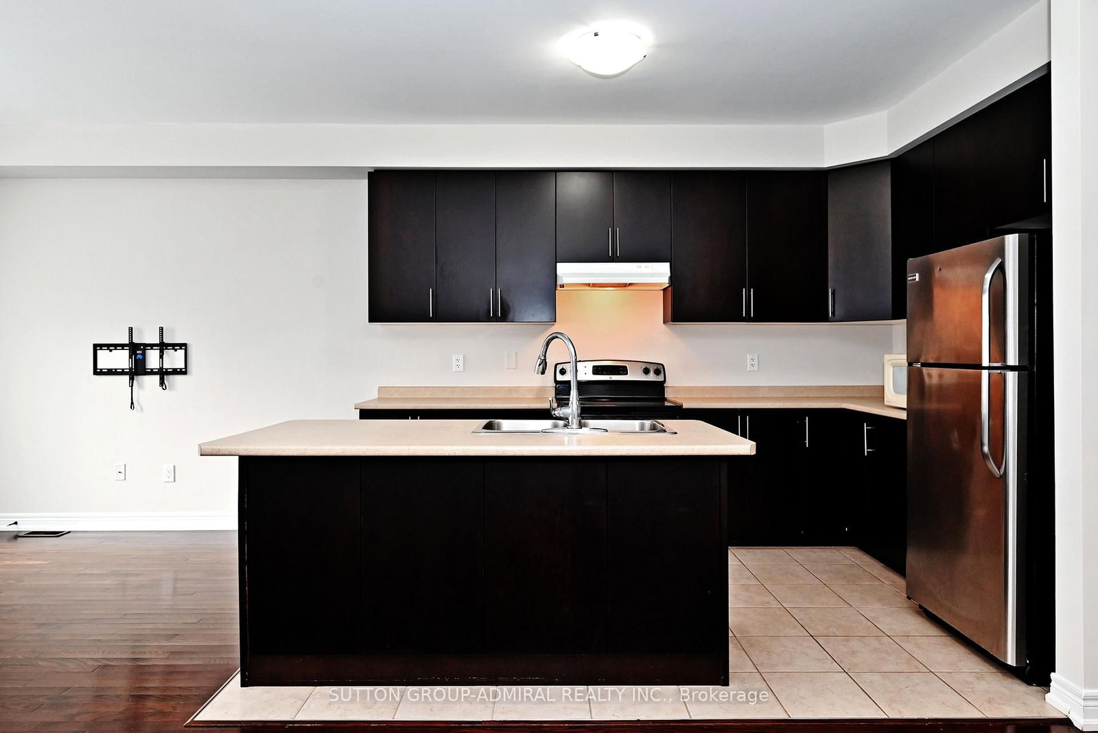 110 Southdown Avenue • Vaughan, ON photo 11