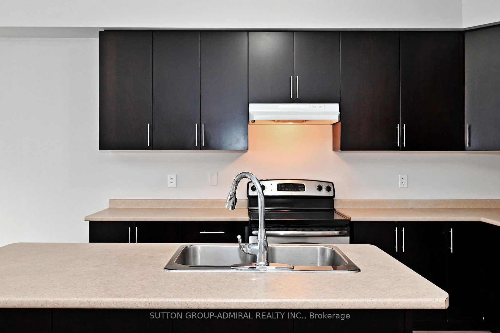110 Southdown Avenue • Vaughan, ON photo 12