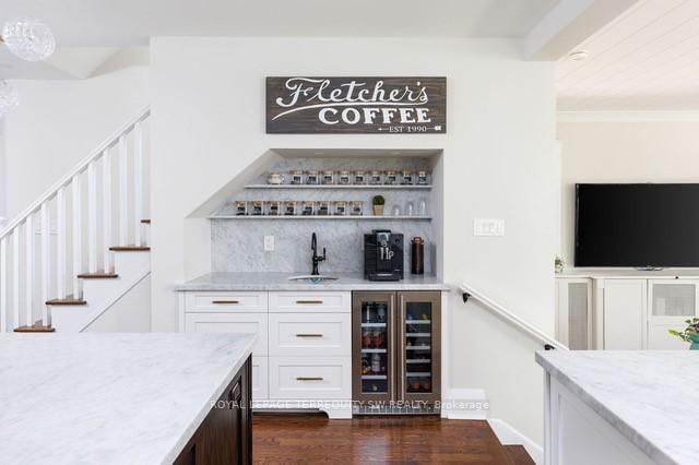 41 Kennedy Street W • Aurora, ON photo 17