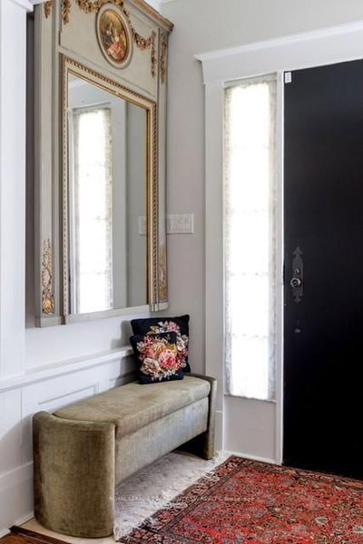 41 Kennedy Street W • Aurora, ON photo 6