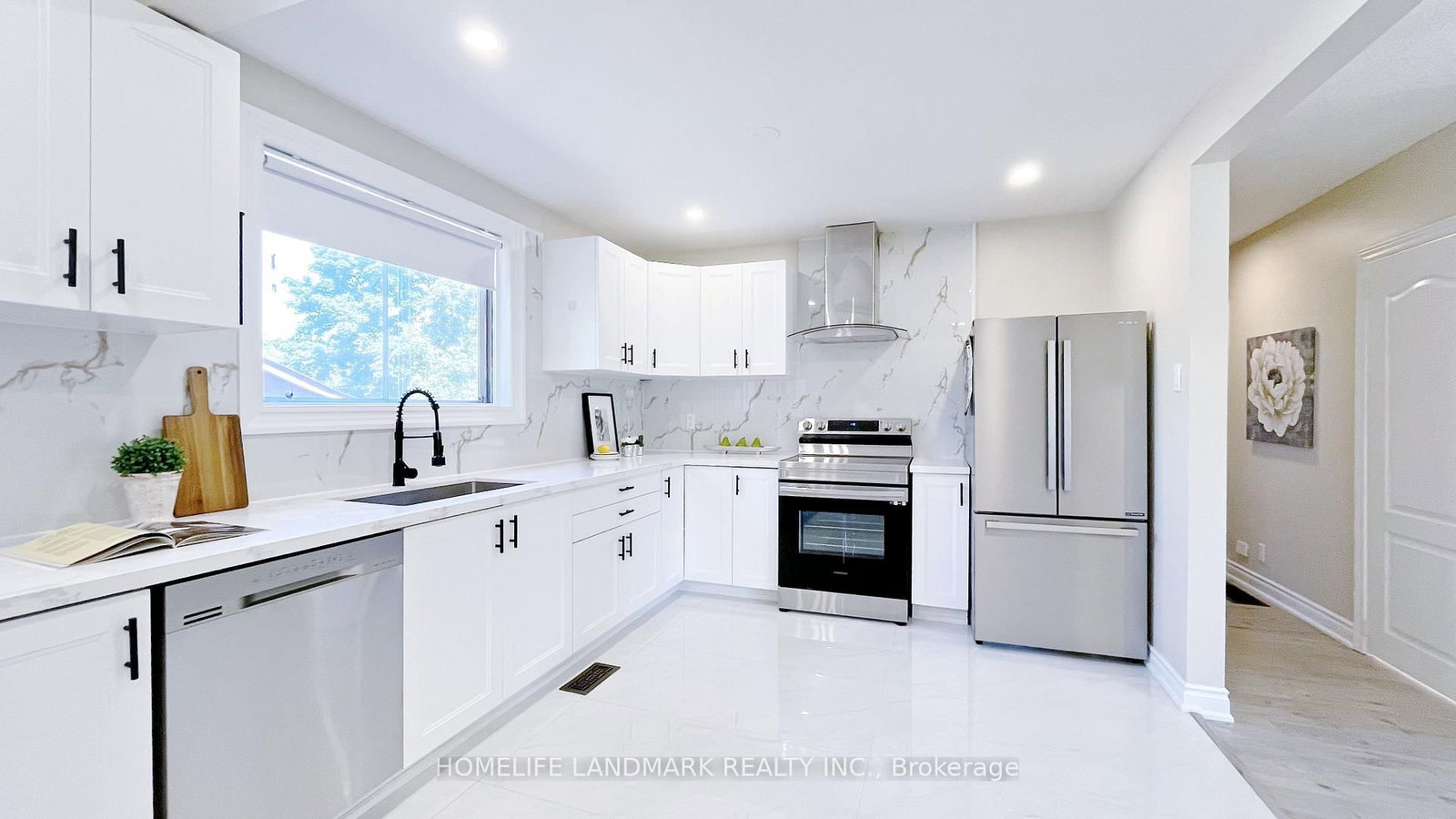 5 Johnson Road • Aurora, ON photo 9