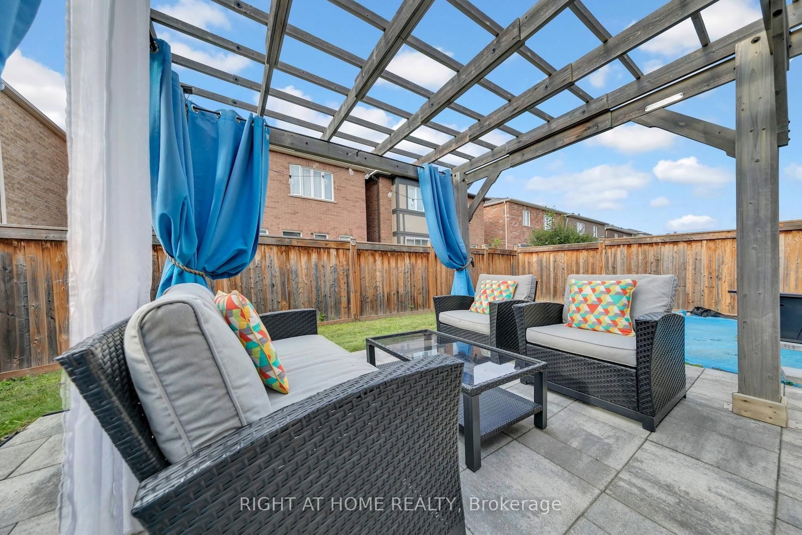 171 Thomas Phillips Drive • Aurora, ON photo 32