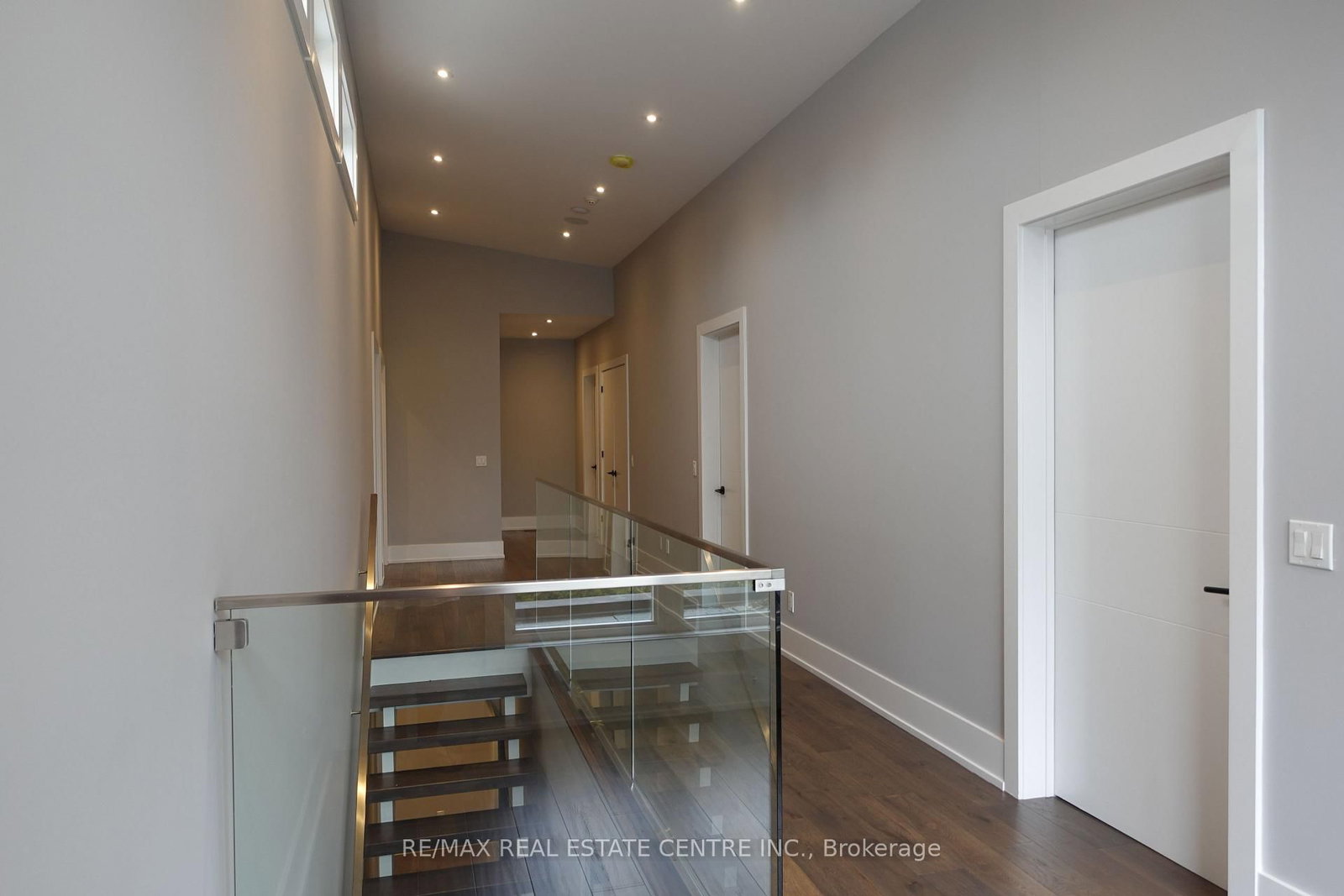 2140 Willard Avenue • Innisfil, ON photo 17