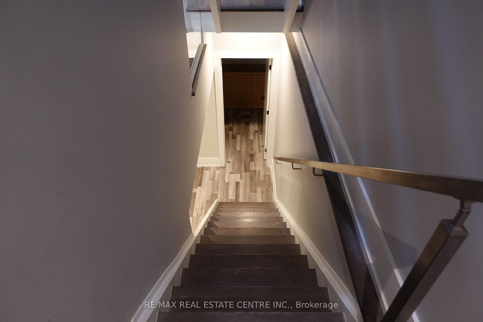 2140 Willard Avenue • Innisfil, ON photo 27