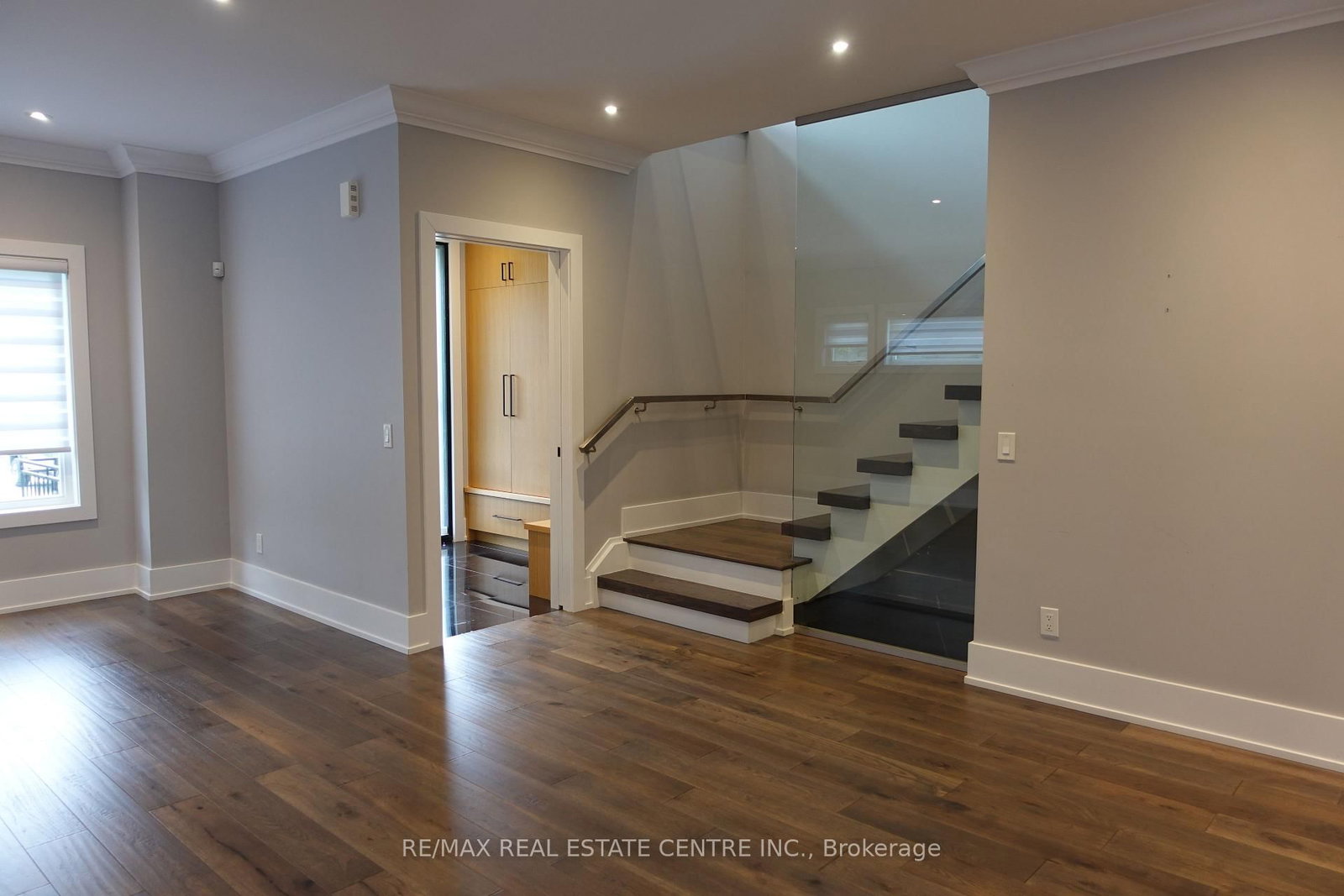 2140 Willard Avenue photo 9