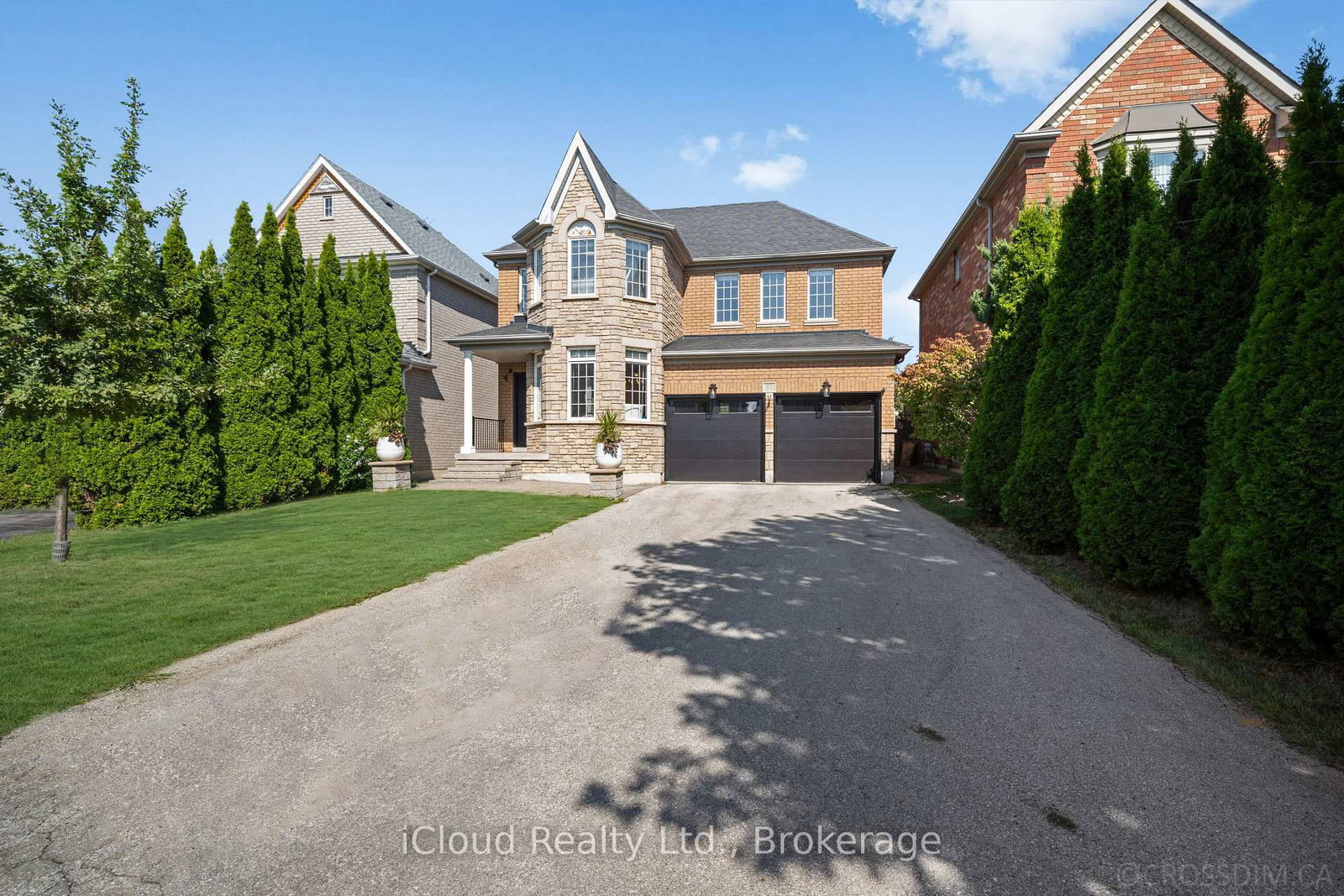 60 Tuscana Boulevard • Vaughan, ON photo 3