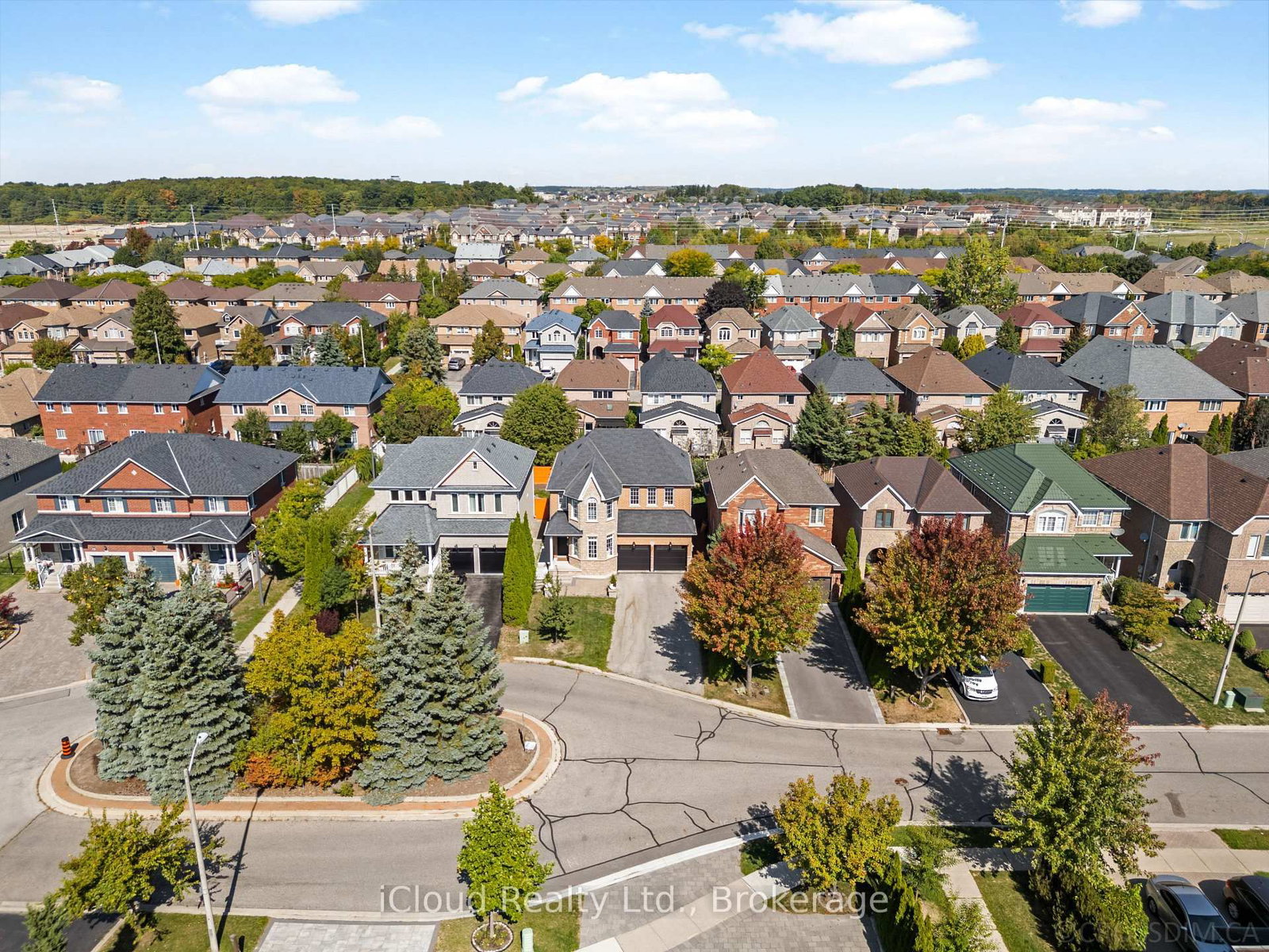 60 Tuscana Boulevard • Vaughan, ON photo 4