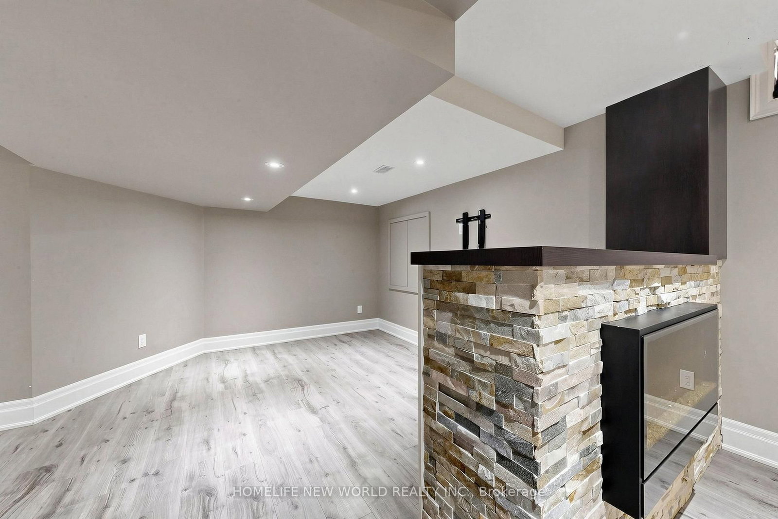 32 Casa Nova Drive • Vaughan, ON photo 39