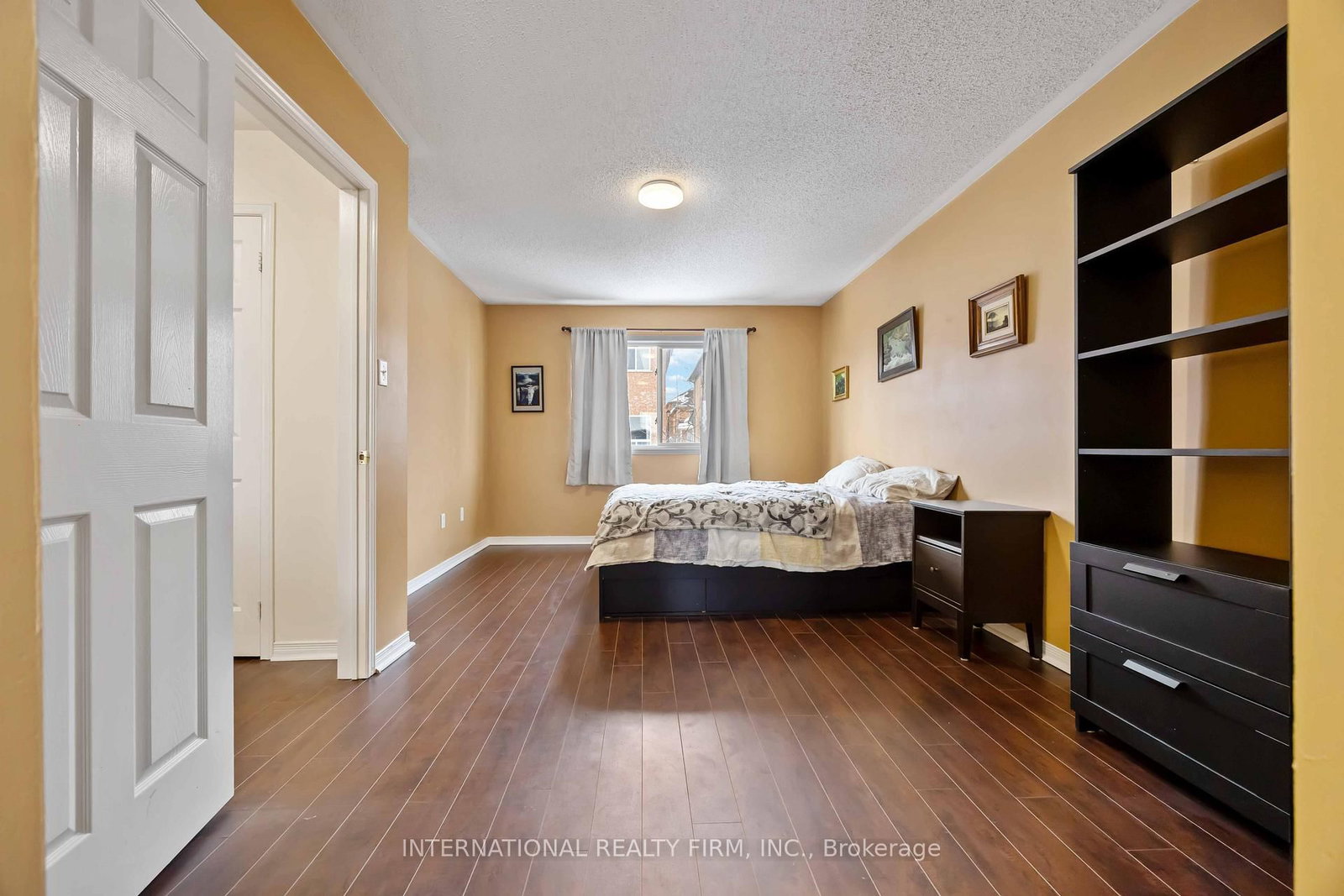 340 Flagstone Way • Newmarket, ON photo 21