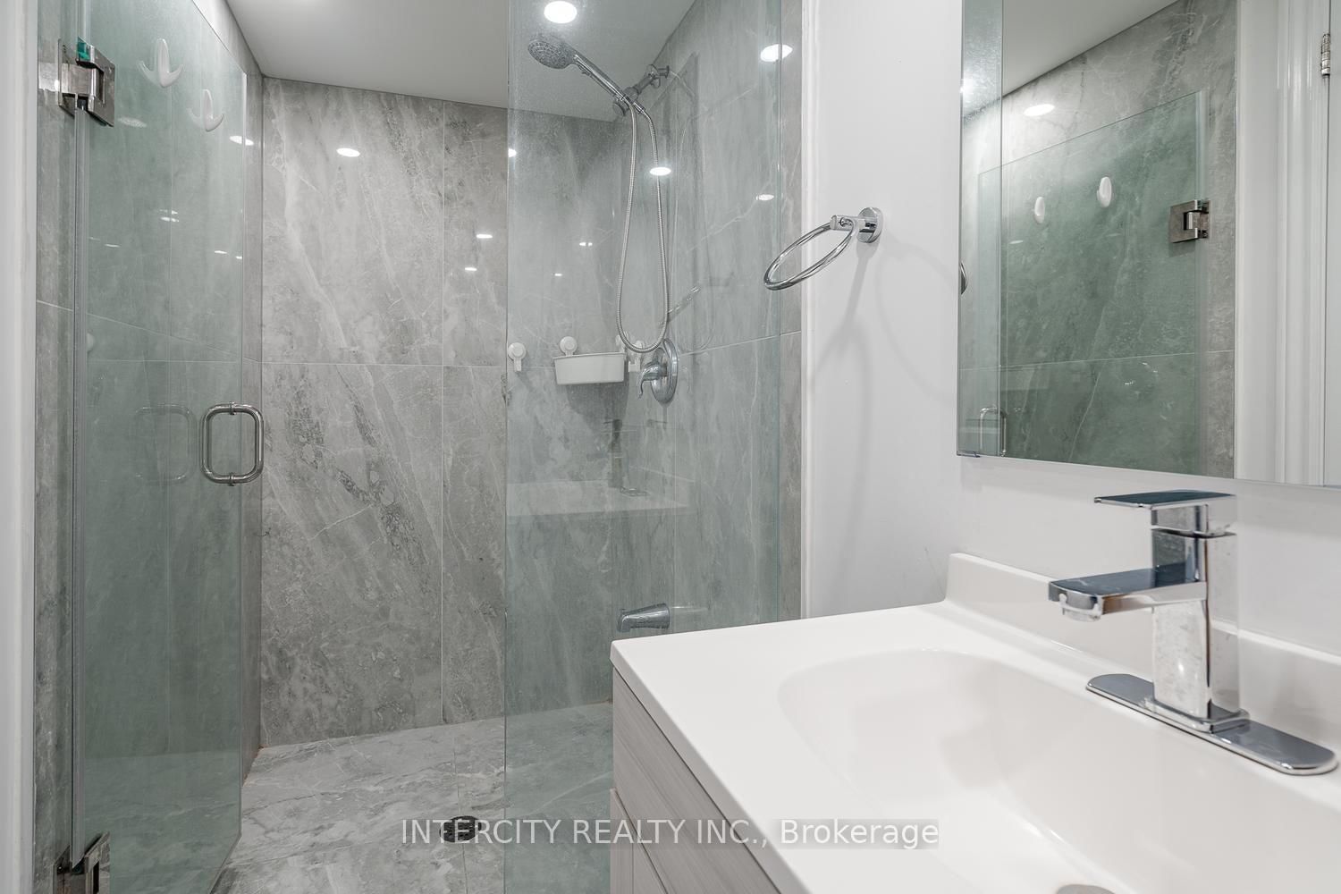 1331 Major Mackenzie Drive W • #116 • Vaughan, ON photo 44