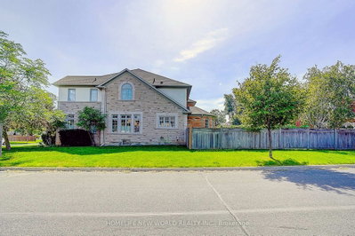 133 White Lotus Circle • Markham, ON photo 3