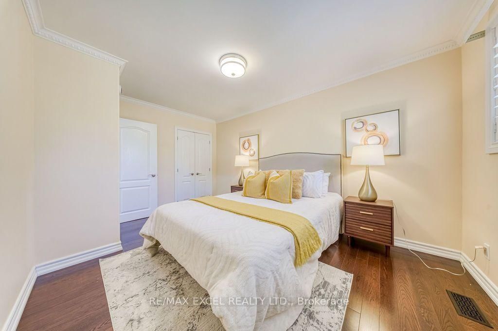 120 Drakefield Road • Markham, ON photo 16