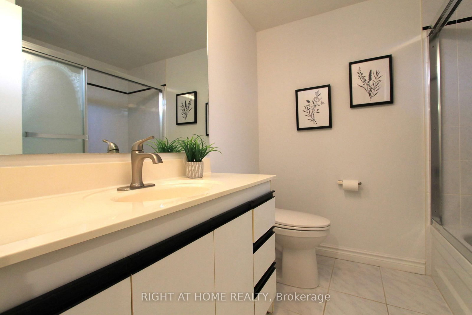 4 Kirkland Court • Richmond Hill, ON photo 45