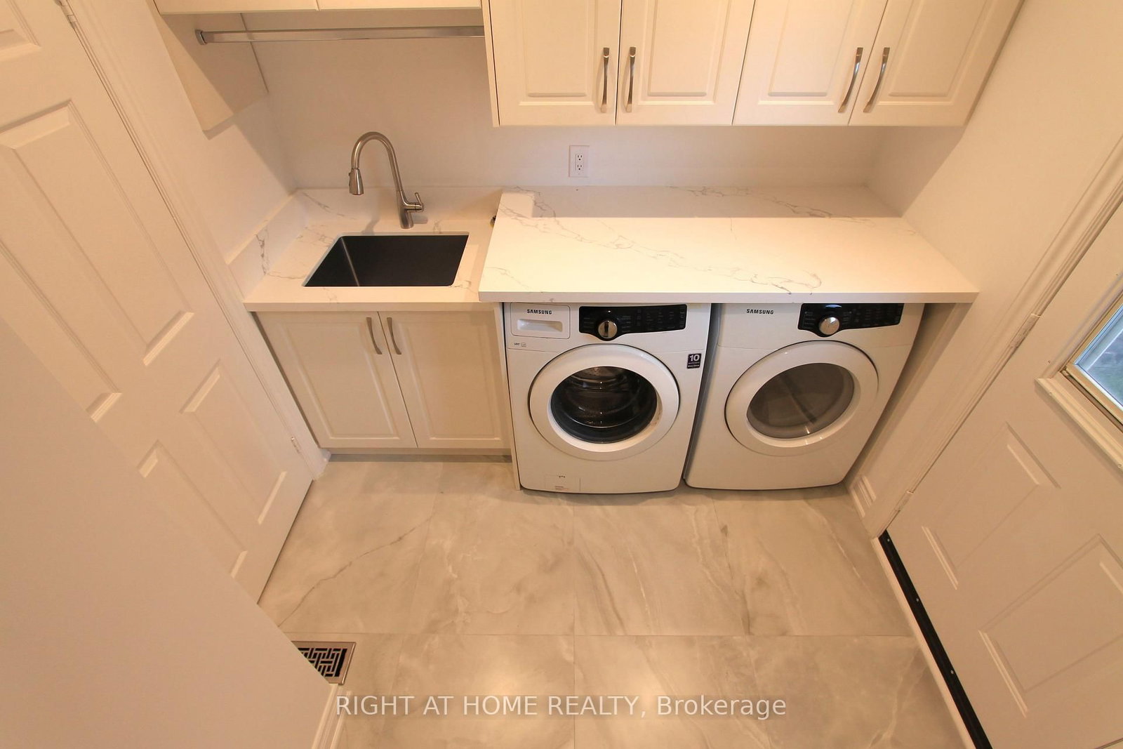 4 Kirkland Court • Richmond Hill, ON photo 48