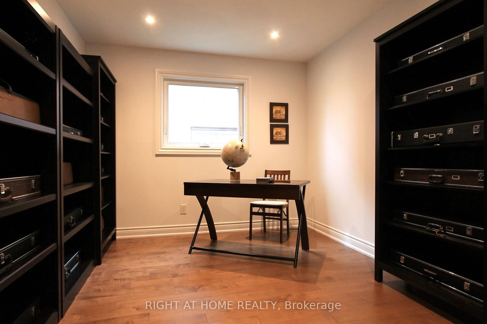 4 Kirkland Court • Richmond Hill, ON photo 7