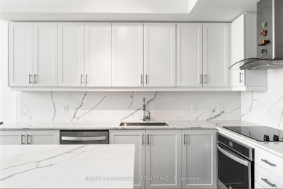 9618 Yonge Street • #TH102 • Richmond Hill, ON photo 7