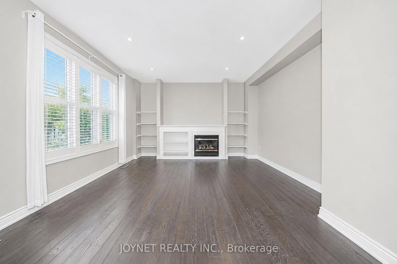 36 Newbridge Avenue N • Richmond Hill, ON photo 6
