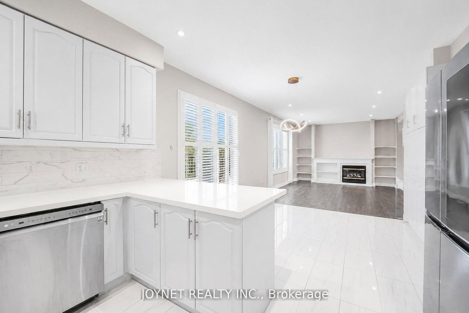 36 Newbridge Avenue N • Richmond Hill, ON photo 8