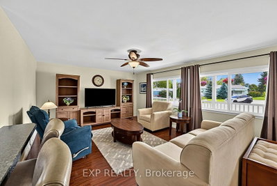 4 Fairbirch Court • Innisfil, ON photo 9