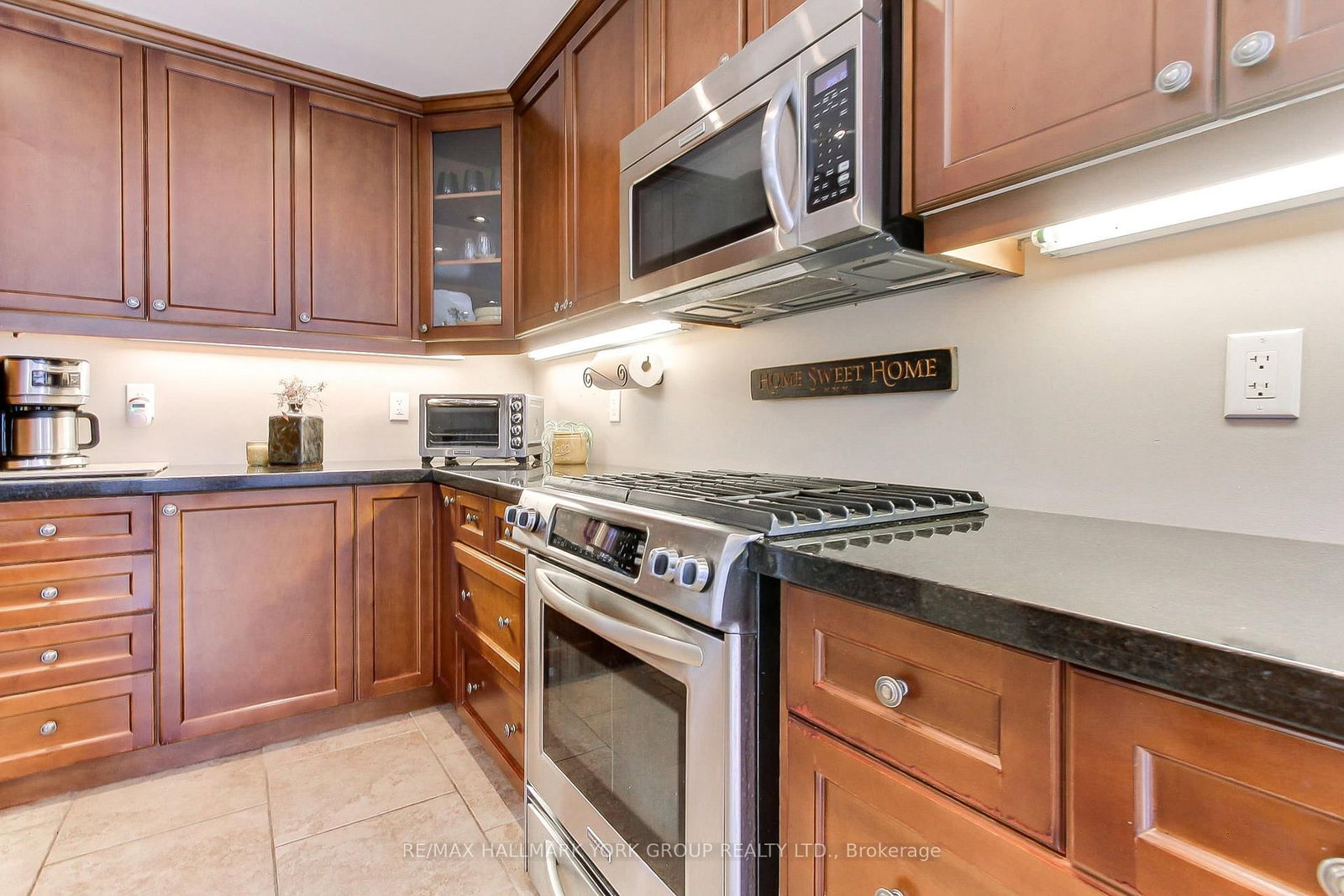 14 Bowers Road • East Gwillimbury, ON photo 9
