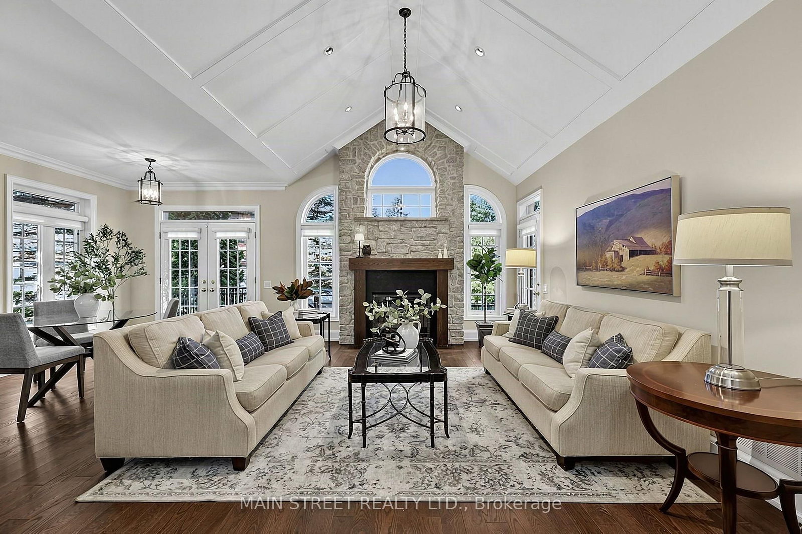 40 Tucker Court • Aurora, ON photo 10