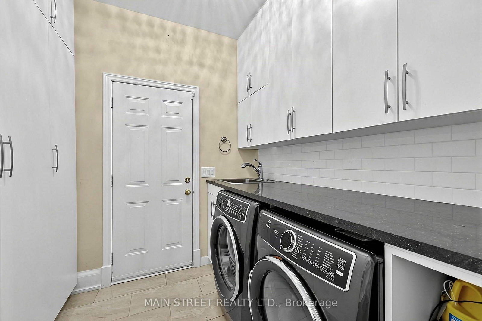 40 Tucker Court • Aurora, ON photo 20