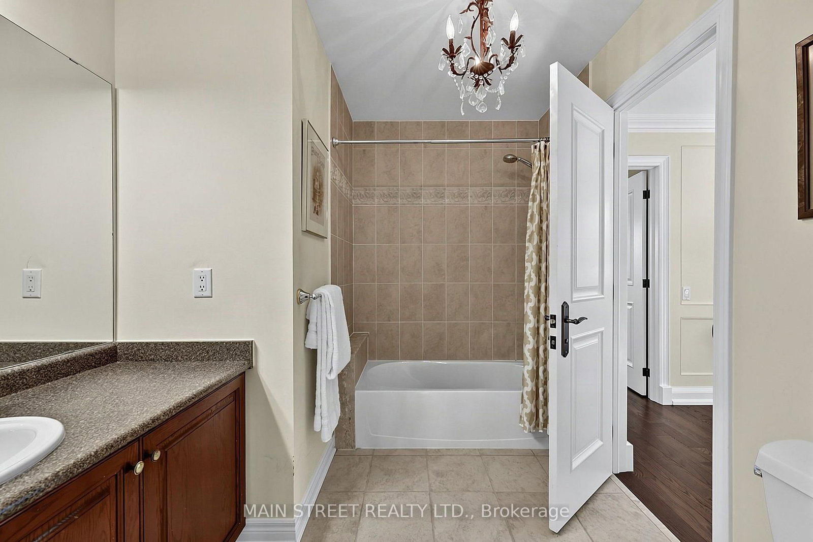 40 Tucker Court • Aurora, ON photo 26