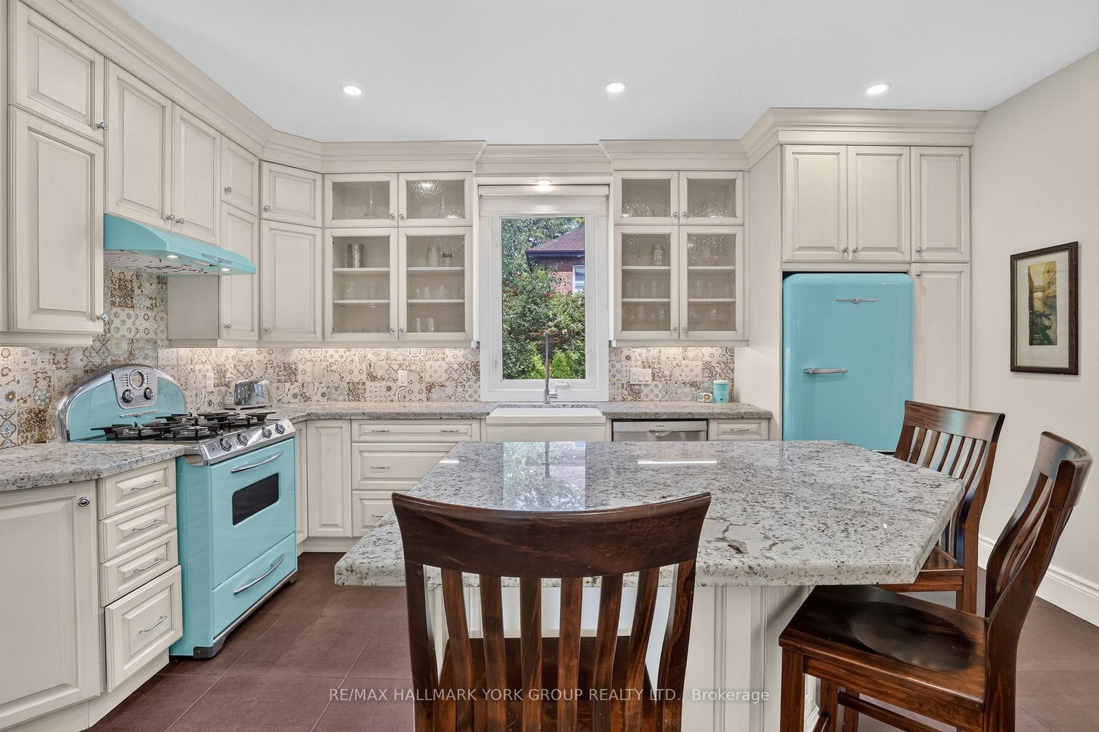 150 Lorne Avenue • Newmarket, ON photo 15