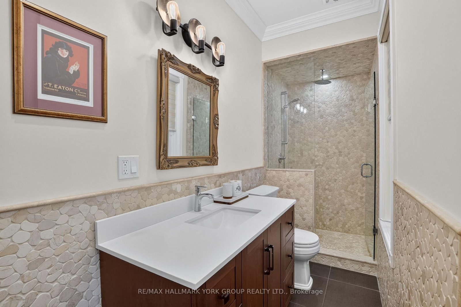 150 Lorne Avenue • Newmarket, ON photo 16
