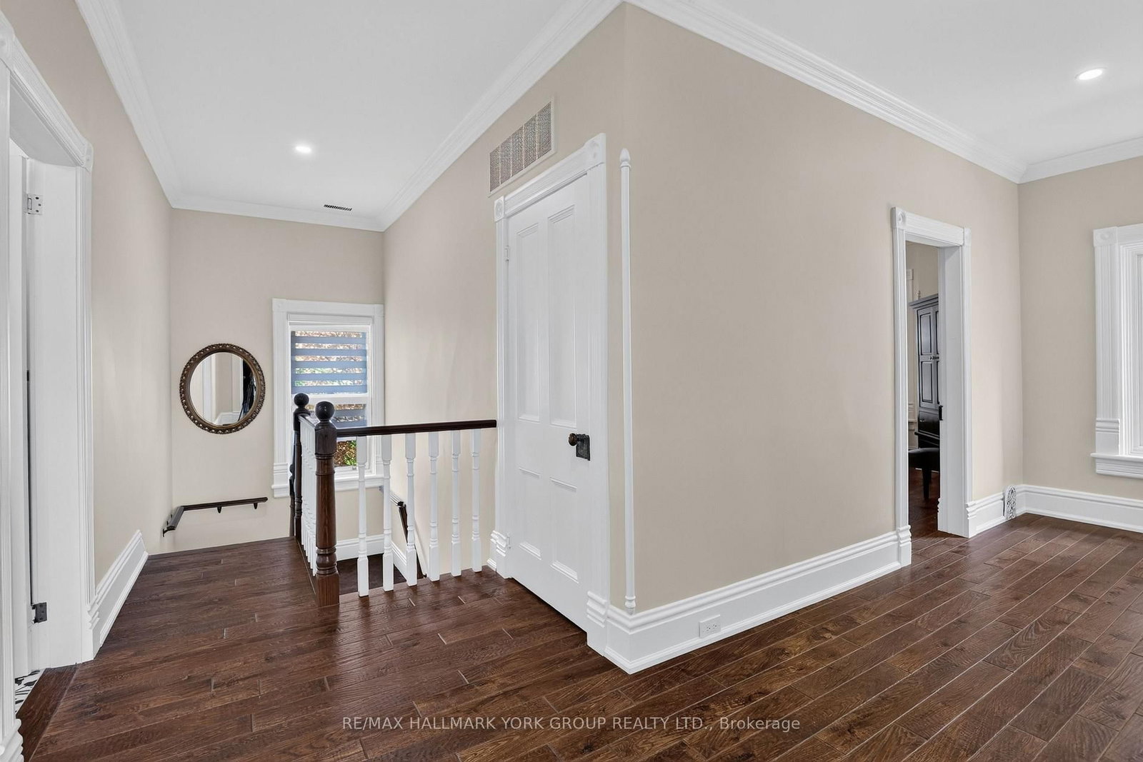 150 Lorne Avenue • Newmarket, ON photo 20