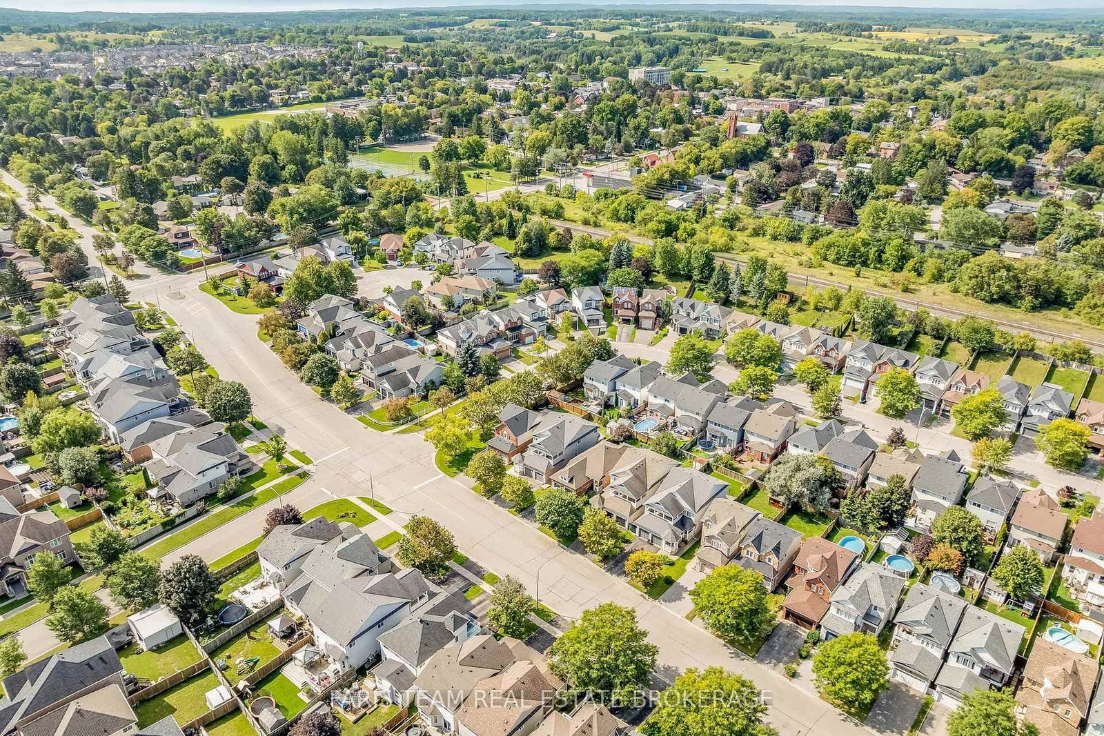 28 McCurdy Drive • New Tecumseth, ON photo 41
