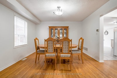 28 McCurdy Drive • New Tecumseth, ON photo 8