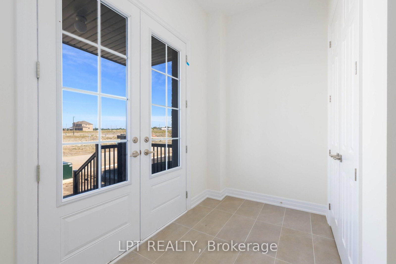 32 Max Bulmer Court, Georgina 2