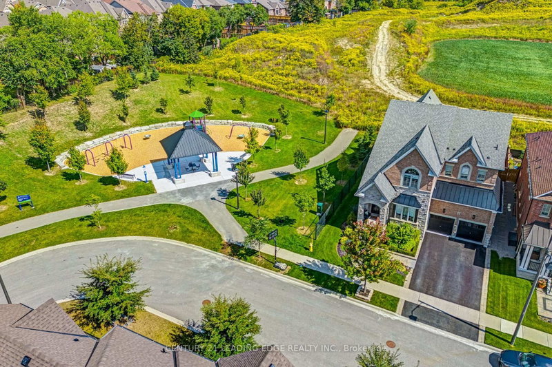 56 Walter Tunny Crescent