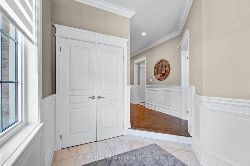 56 Walter Tunny Crescent