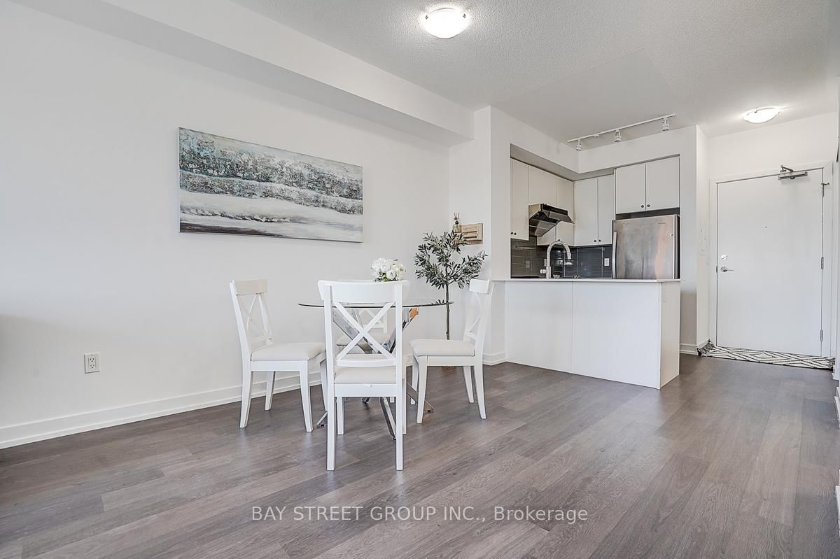 555 William Graham Drive • #348 • Aurora, ON photo 12
