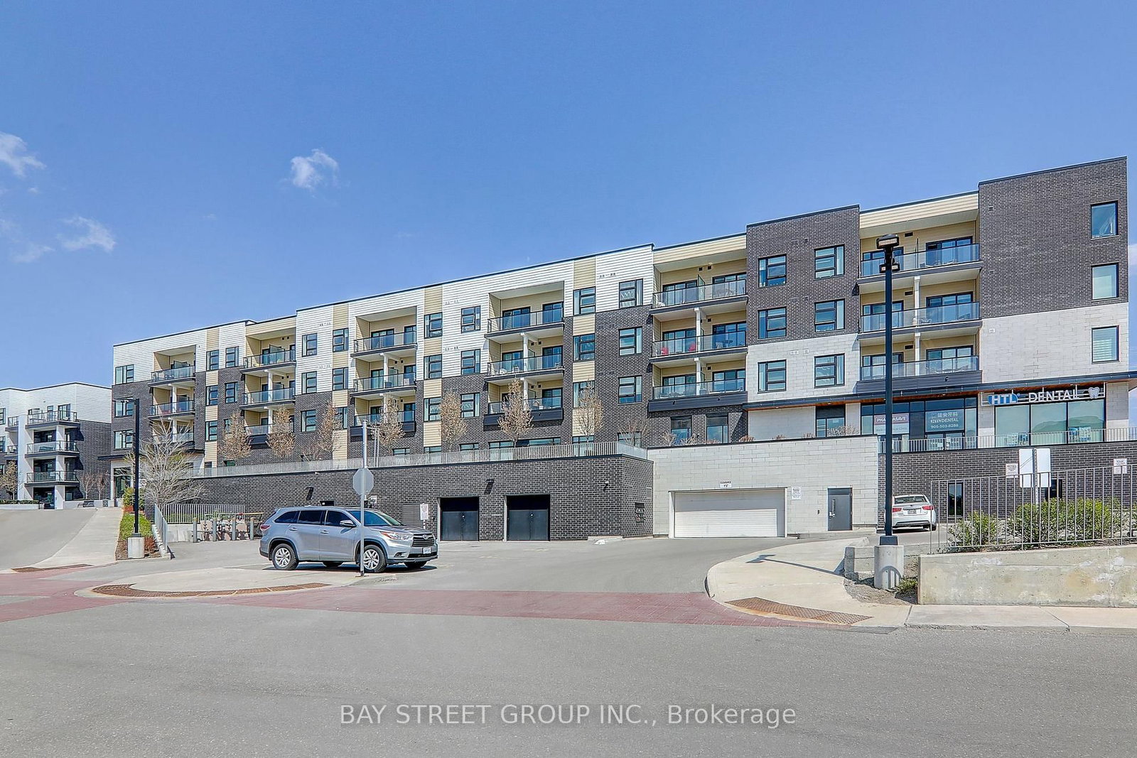 555 William Graham Drive • #348 • Aurora, ON photo 3