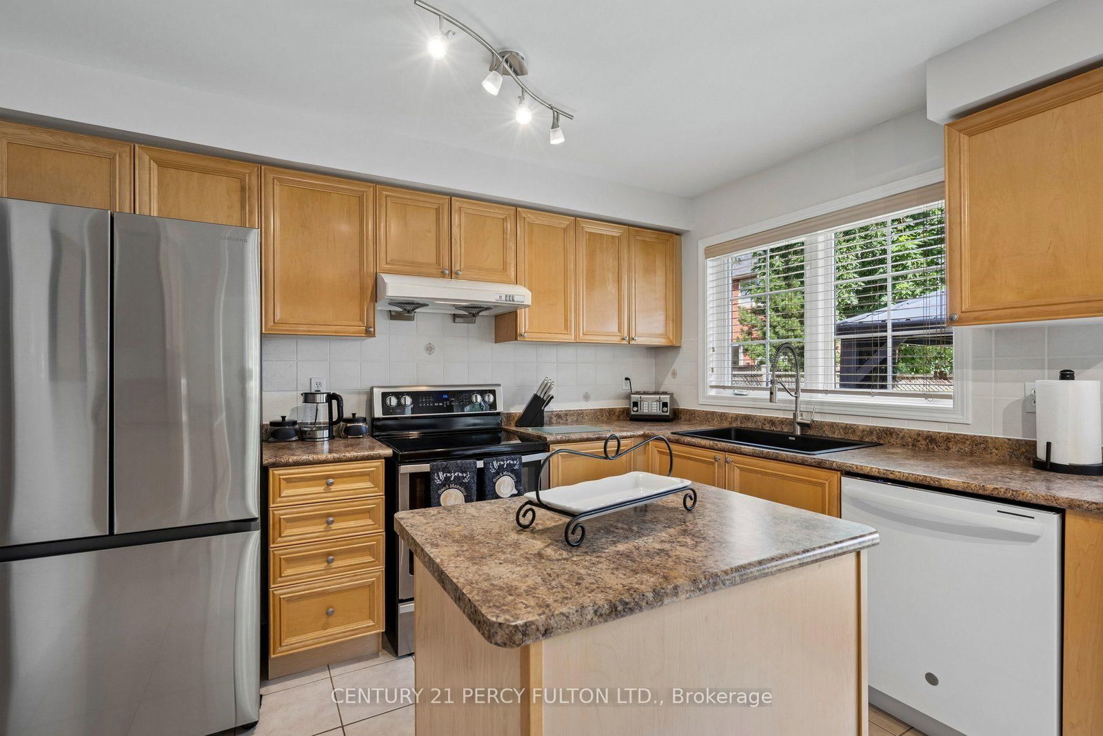 33 Redbud Street • Markham, ON photo 13