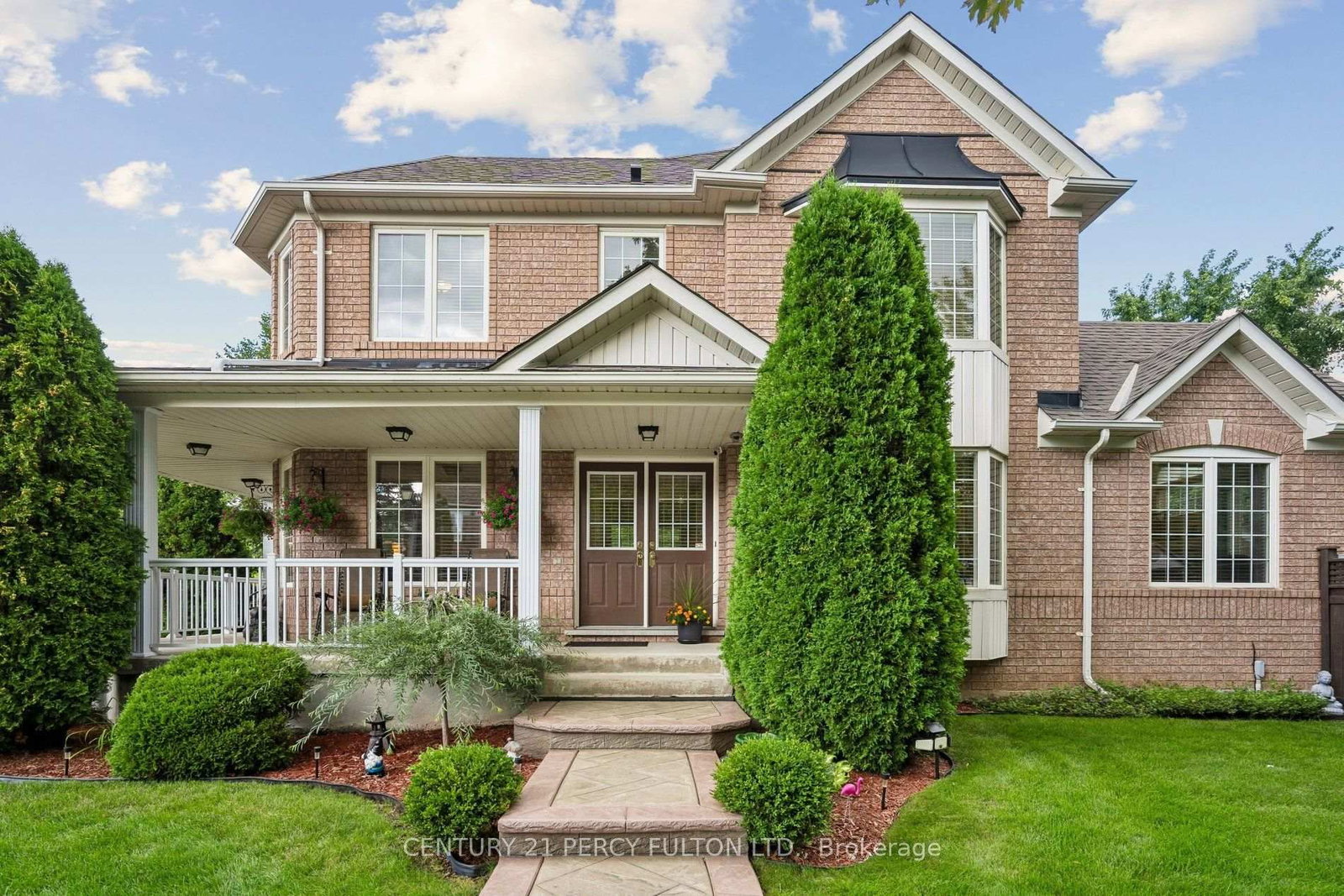 33 Redbud Street • Markham, ON photo 2